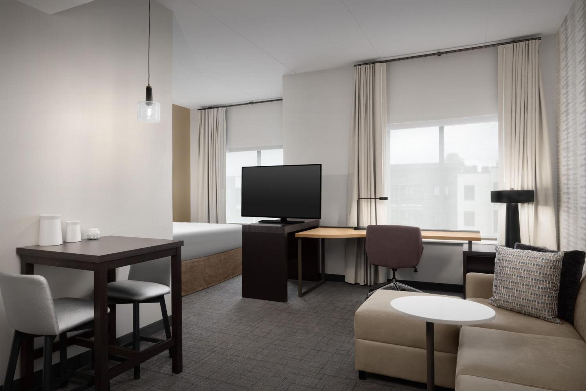 Residence Inn Kenwood Екстер'єр фото